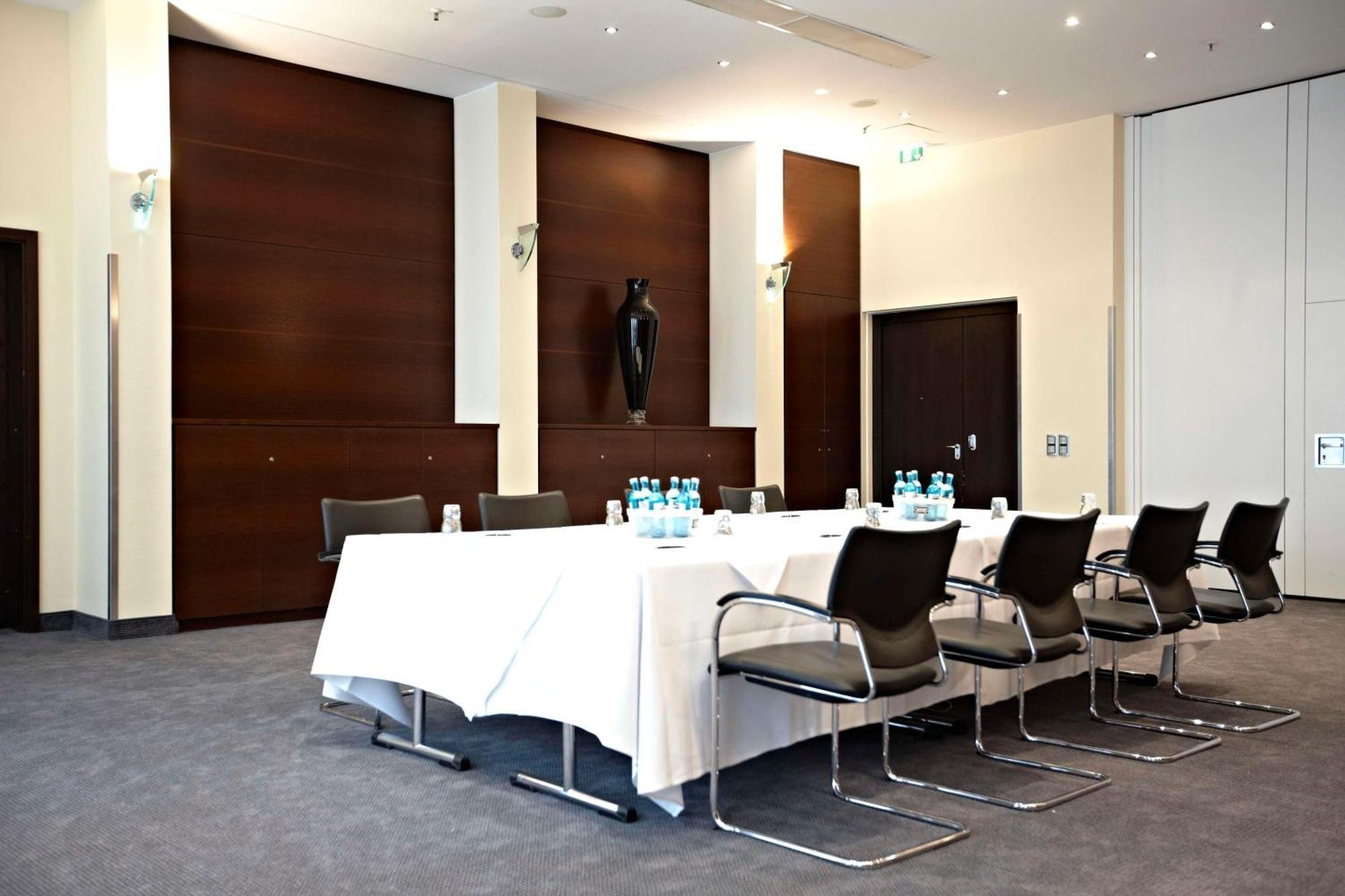 Metropolitan Hotel By Flemings Frankfurt am Main Exterior foto